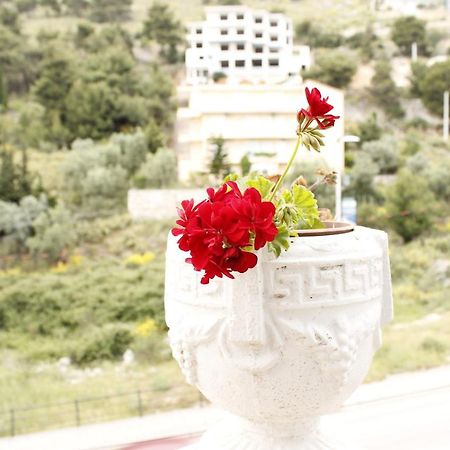 Elite Hotel Sarandë Exterior foto