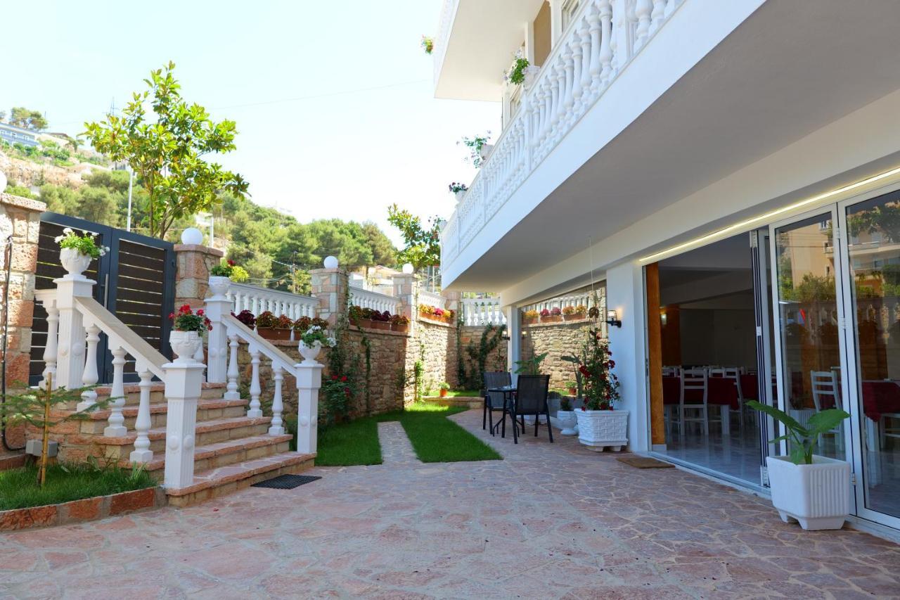 Elite Hotel Sarandë Exterior foto